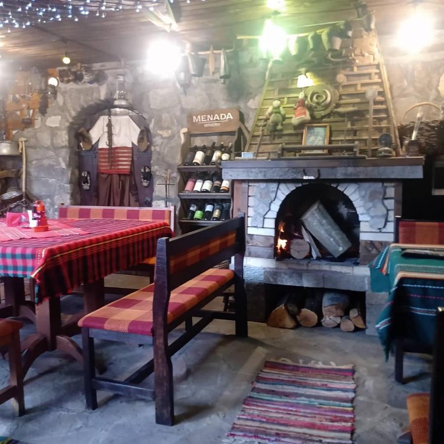 Кръчмъ При Байката Alpin Hotell Ribaritsa Exteriör bild