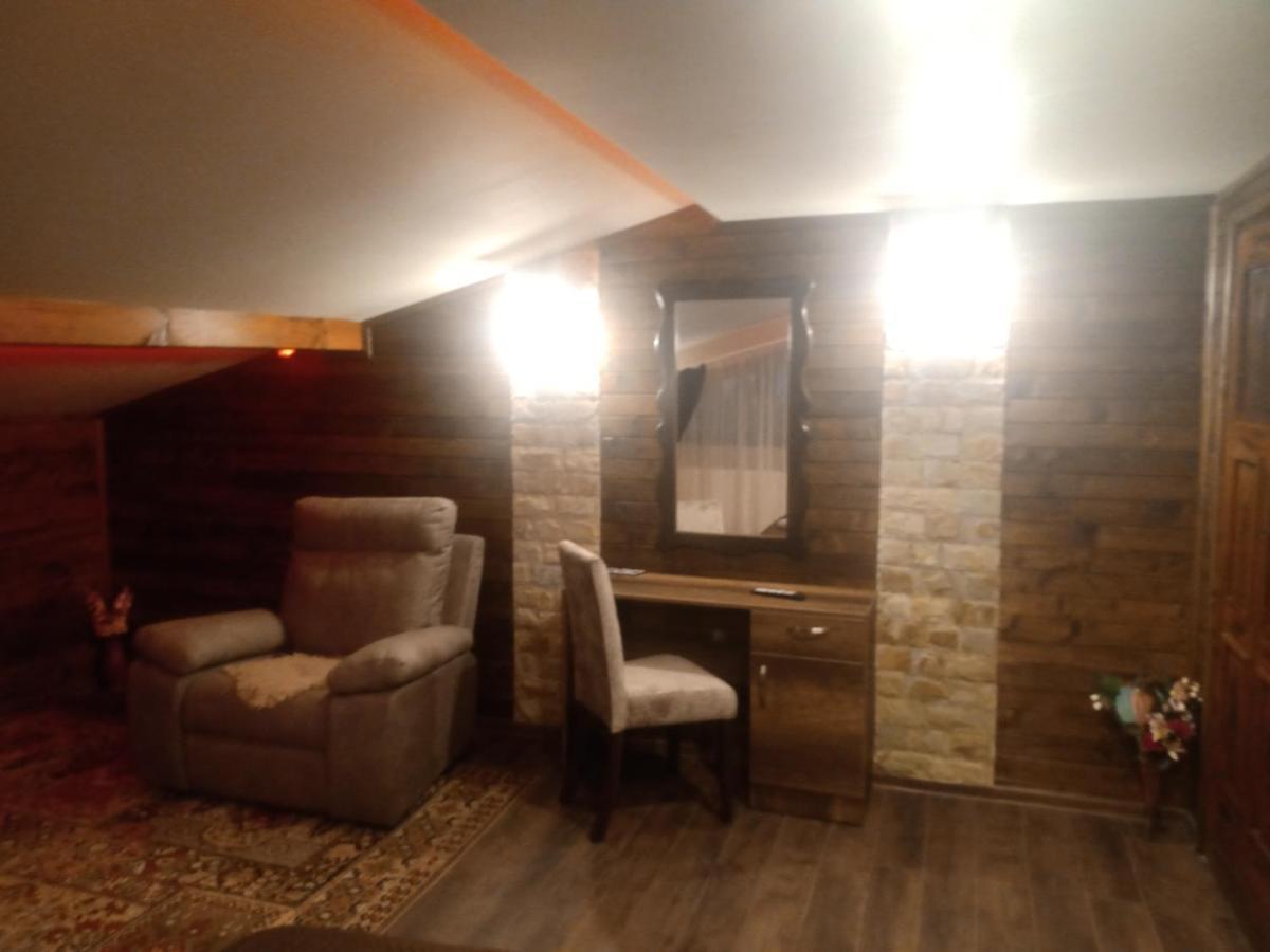 Кръчмъ При Байката Alpin Hotell Ribaritsa Exteriör bild