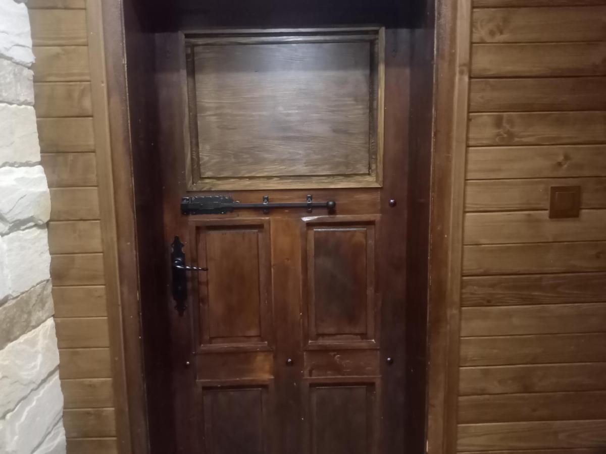 Кръчмъ При Байката Alpin Hotell Ribaritsa Exteriör bild