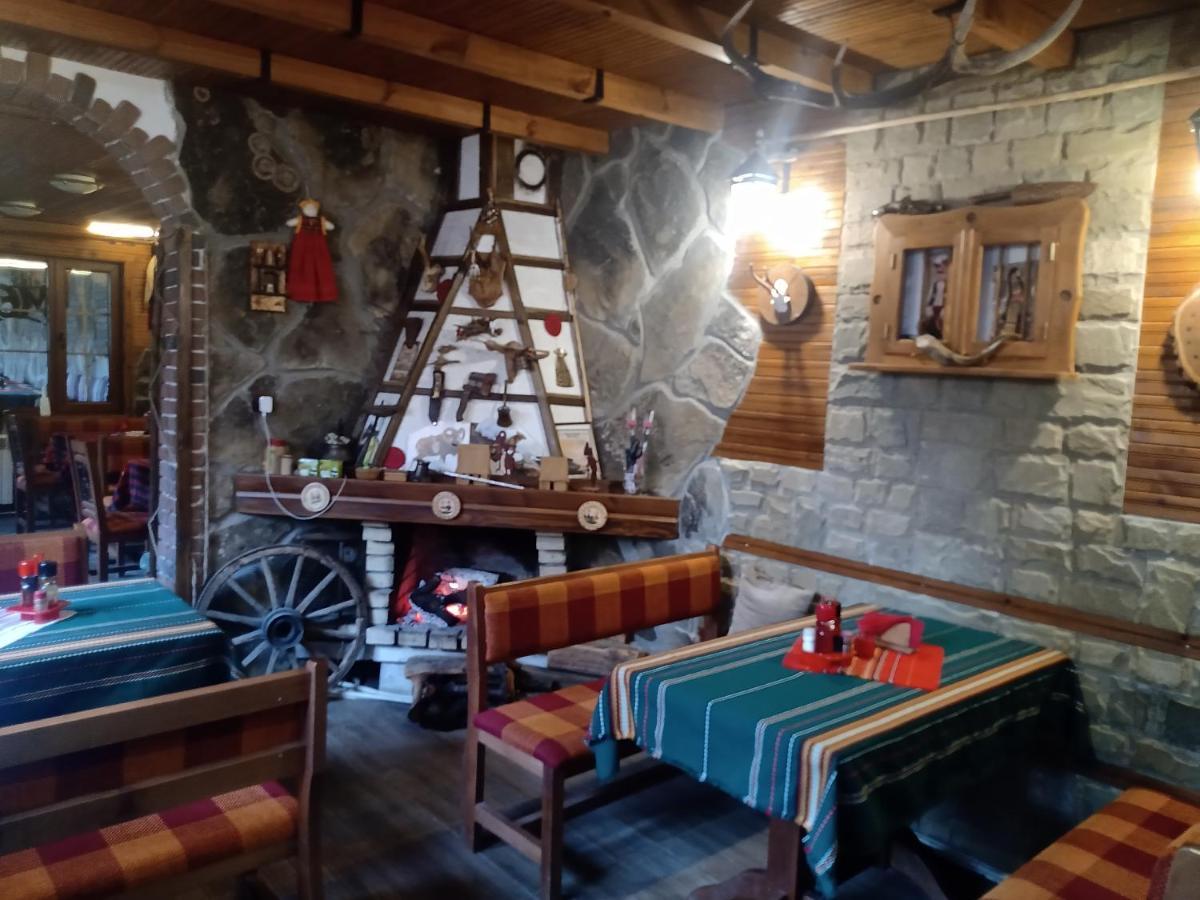 Кръчмъ При Байката Alpin Hotell Ribaritsa Exteriör bild