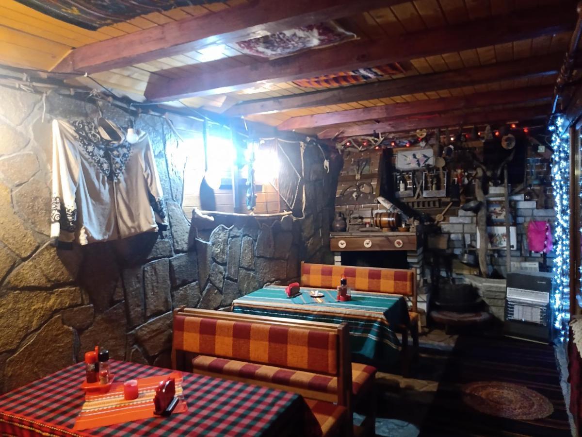 Кръчмъ При Байката Alpin Hotell Ribaritsa Exteriör bild